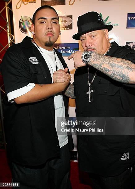 Chola Rappers Cholo Photos and Premium High Res Pictures - Getty Images