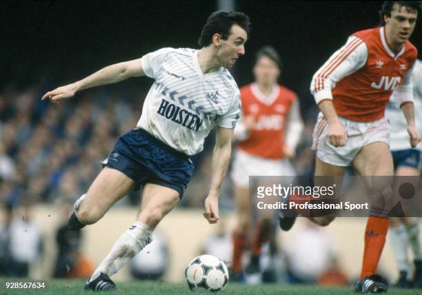 Paul Allen of Tottenham Hotspur in action during the League Cup Semi Final 1st leg between Arsenal and Tottenham Hotspur at Highbury on February 8,...