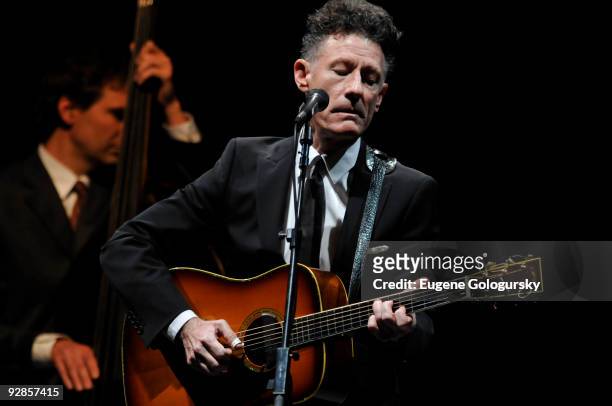Lyle Lovett performs in concert at The Beacon Theatre on November 4, 2009 in New York City.