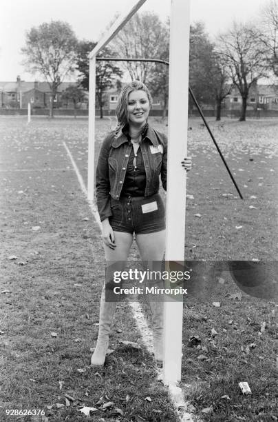 Jackie Glass, former girlfriend of Northern Ireland and Manchester United footballer George Best, 9th November 1971.