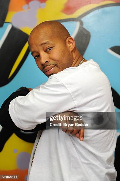 Recording artist Warren G visits fuse TV's "Hip Hop Shop" at fuse Studios on November 6, 2009 in New York City.