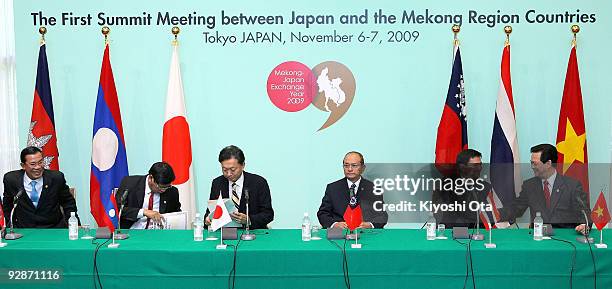 Cambodian Prime Minister Hun Sen, Laotian Prime Minister Bouasone Bouphavanh, Japanese Prime Minister Yukio Hatoyama, Myanmar Prime Minister Thein...