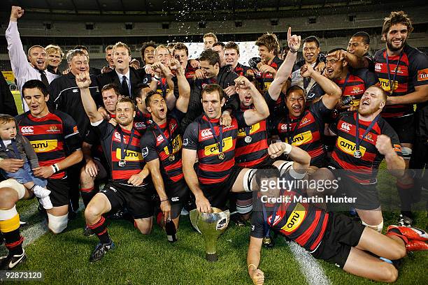 Canterbury players celebrate with the trophy after the Air New Zealand Cup Final match between Canterbury and Wellington at AMI Stadium on November...