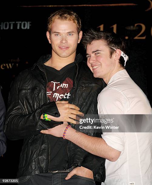 Actors Kellan Lutz and Cameron Bright appear onstage at Summit's "The Twilight Saga: New Moon" Cast Tour at Hollywood and Highland on November 6,...