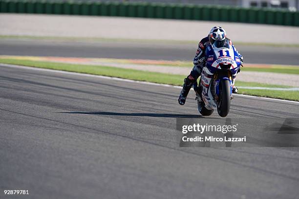 Ben Spies of USA and Yamaha Factory Racing during the qualifying practice session ahead of the MotoGP Of Valencia at the Valencia Circuit on November...