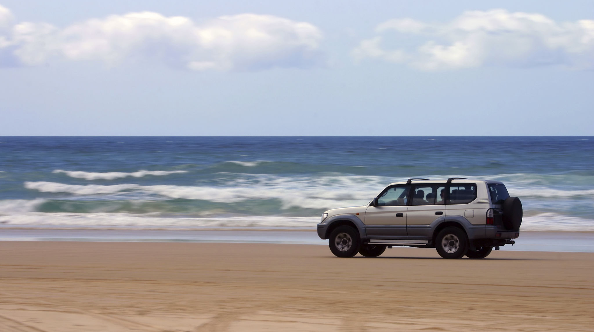 suv beach