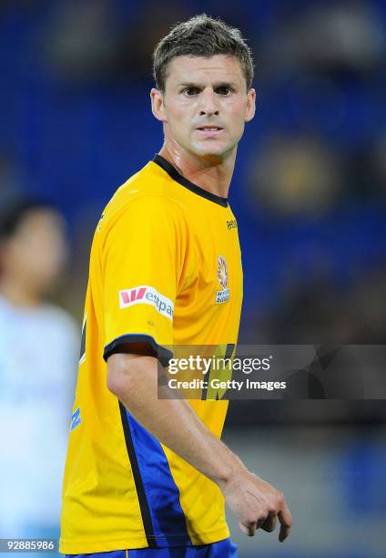 Gold Coast, AUSTRALIA Jason Culina of United in action during the round 14 A-League match between Gold Coast United and Sydney FC at Skilled Park on...