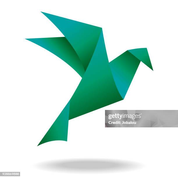 ilustraciones, imágenes clip art, dibujos animados e iconos de stock de origami verde ave - papiroflexia