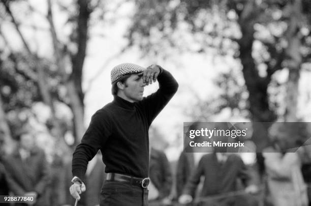 Piccadilly World Match Play Championship at Wentworth, Friday 11th October 1974. Gary Player.