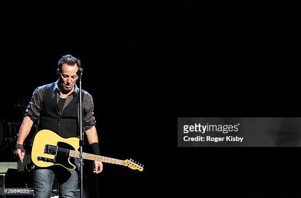 Bruce Springsteen performs onstage at Madison Square Garden on November 7, 2009 in New York City.