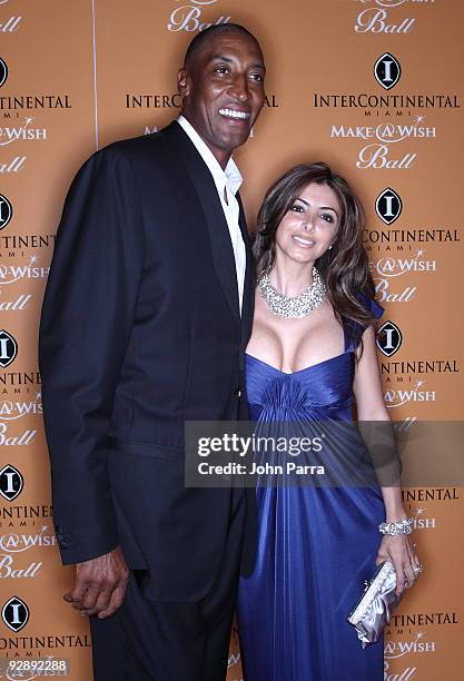 Scottie Pippen and Larsa Pippen attend 15th Annual Inter-Continental Miami Make-A-Wish Ball on November 7, 2009 in Miami, Florida.