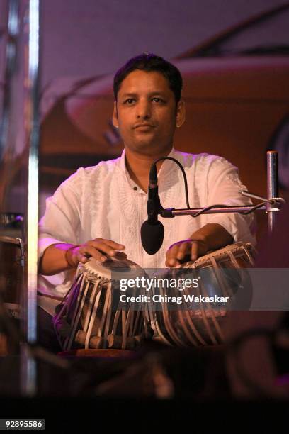 Asheem Chakravarty of Indian Ocean performs on stage at A-Star Rock Concert held at Chitrakoot Ground on November 7, 2009 in Mumbai, India.