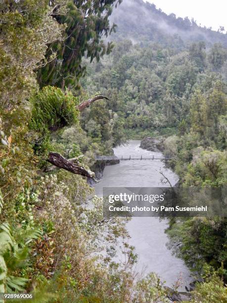 hokitika gorge, south island of new zealand - new zealand connected stockfoto's en -beelden