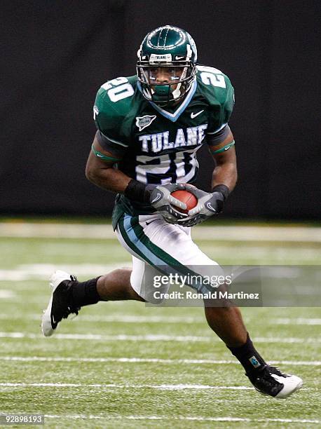 Wide receiver Jeremy Williams of the Tulane Green Wave at Louisana Superdome on November 7, 2009 in New Orleans, Louisiana.