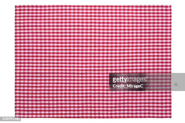 red checked pattern placemat - geblokt stockfoto's en -beelden