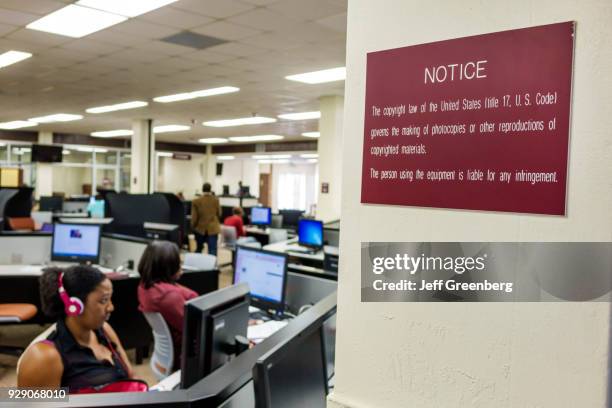 Swisher Library 127 Carl Greenberg Photos & High Res Pictures - Getty Images