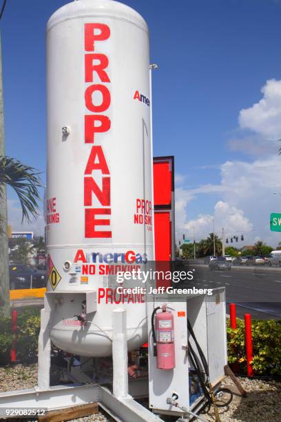 Eme Rigs 485 Amerigas Stock Photos, High-Res Pictures, and Images - Getty Images
