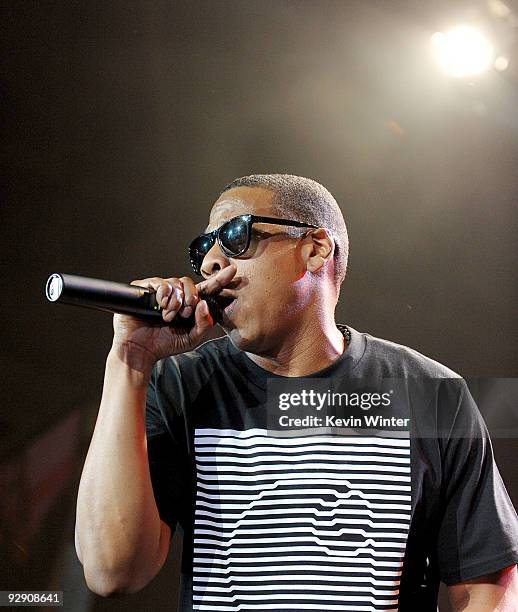 Blueprint Rapper Blueprint (Rapper) Photos and Premium High Res Pictures - Getty Images