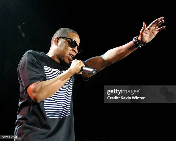 Blueprint Rapper 218 Blueprint (Rapper) Stock Photos, High-Res Pictures, and Images ...