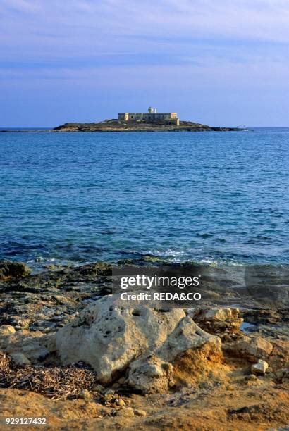 Correnti Island. Estremo meridionale d' europa. Portopalo. Sicily. Italy. Europe.