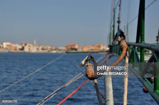 Traditional swordfish fishing. Fishingboat "Fulua". Fisherman. Stretto di Messina. Capo Peloro. Messina. Sicily. Italy. Europe.