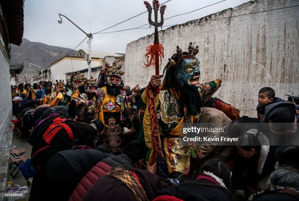 Tibetans Mark The Great Prayer