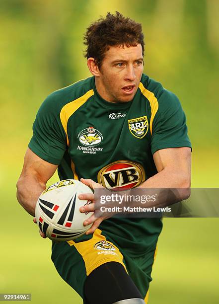 Kurt Gidley of the VB Kangaroos Australian Rugby League Team in action during a Training Session at Leeds Rugby Academy on November 9, 2009 in Leeds,...