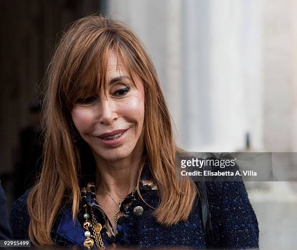 Daniela Zuccoli Bongiorno attend the 2009 Vittorio De Sica Awards at Quirinale on November 9, 2009 in Rome, Italy.Mike Bongiorno's wife received an...