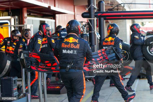 Red Bull Racing driver Daniel Ricciardo of Australia during the test of F1 celebrated at Circuit of Barcelonacon 7th March 2018 in Barcelona, Spain.