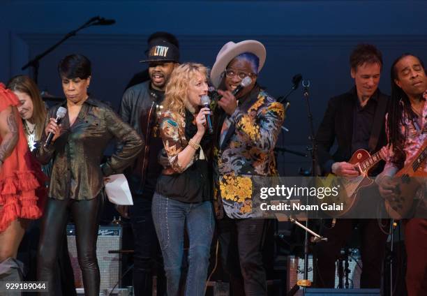 Shannon Conley and Corey Glover perform at the Led Zeppelin tribute concert at Carnegie Hall on March 7, 2018 in New York City.