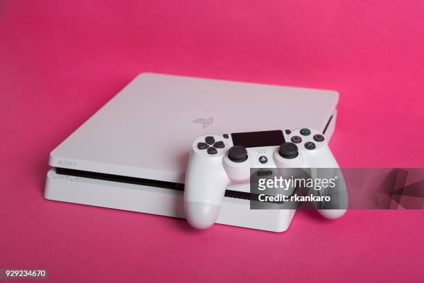 sony playstation 4 white - playstation stock pictures, royalty-free photos & images