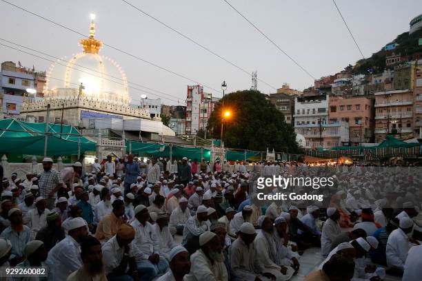 281 Ajmer Sharif Dargah Photos and Premium High Res Pictures - Getty Images