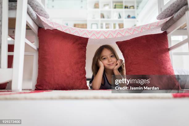 child building with pillows and chairs - fortress fotografías e imágenes de stock