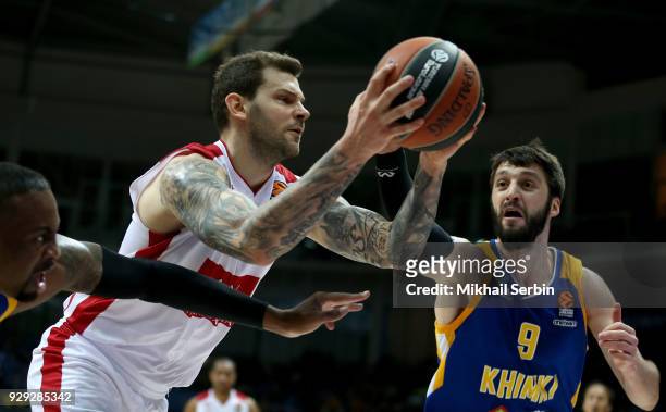 Vladimir Micov, #5 of AX Armani Exchange Olimpia Milan competes with Stefan Markovic, #9 of Khimki Moscow Region in action during the 2017/2018...