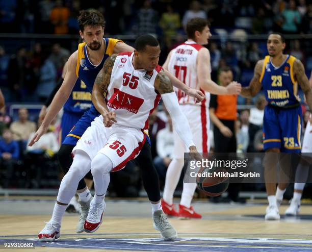 Curtis Jerrells, #55 of AX Armani Exchange Olimpia Milan competes with Alexey Shved, #1 of Khimki Moscow Region in action during the 2017/2018...
