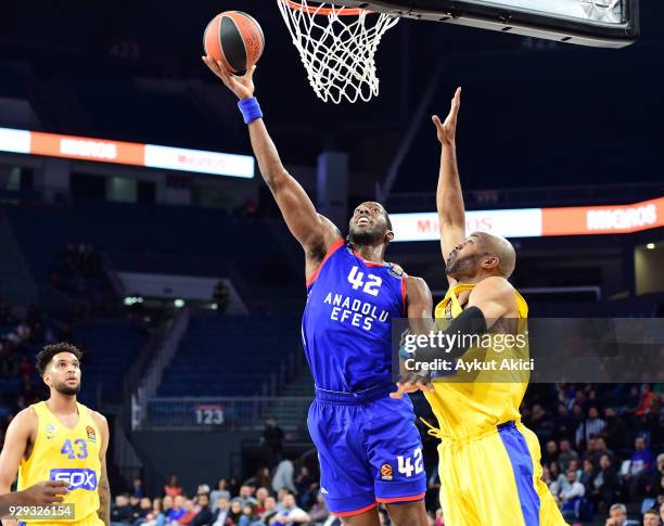 Bryant Dunston, #42 of Anadolu Efes Istanbul in action during the 2017/2018 Turkish Airlines EuroLeague Regular Season Round 25 game between Anadolu...