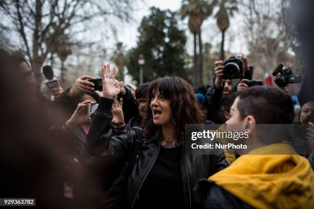 Actresses Rose Mc Gowan and Asia Argento who spoke out against Hollywood tycoon Harvey Weinstein in the sex abuse scandal that involved the producer,...