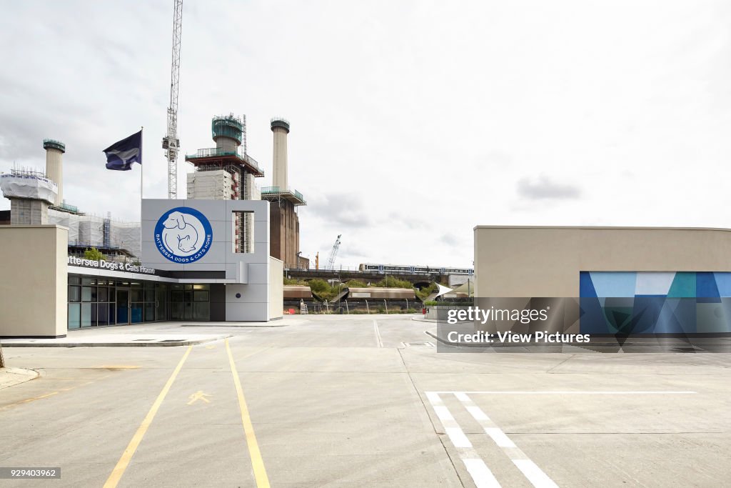Battersea Dogs & Cats Home, London, United Kingdom. Architect: Jonathan Clark Architects, 2015.