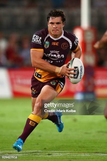 James Roberts of the Broncos runs the ball during the round one NRL match between the St George Illawarra Dragons and the Brisbane Broncos at UOW...