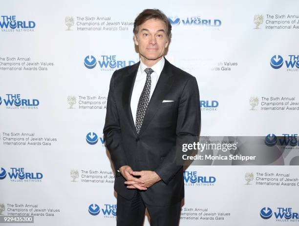 Dr. Oz attends the 2018 World Values Network Champions of Jewish Values Awards Gala at The Plaza Hotel on March 8, 2018 in New York City.