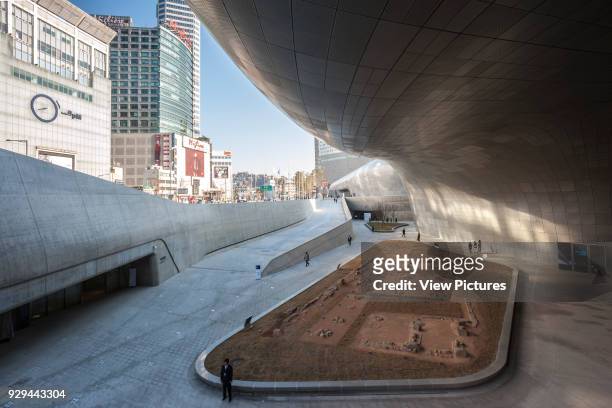 Dongdaemun Design Plaza , Seoul, Korea, South. Architect: Zaha Hadid Architects, 2014. General exterior view with ancient city remains.