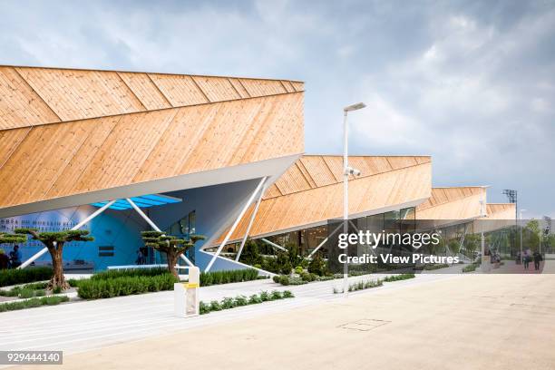 Facade elevation with EXPO street. Milan Expo 2015, Slovenia Pavilion, Milan, Italy. Architect: SoNo Arhitekti, 2015.