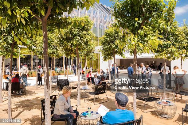 Ground floor cafe and break-out area. Milan EXPO 2015, Spanish Pavilion, Milan, Italy. Architect: B720 Fermi_x0001_n Va_x0001_zquez, 2015.