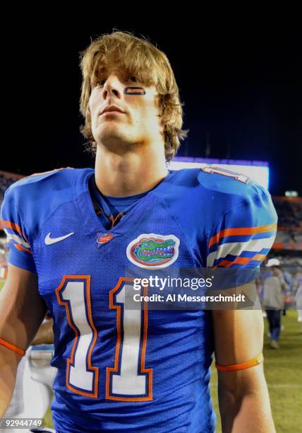 Wide receiver Riley Cooper of the Florida Gators sets for play against the Vanderbilt Commodores on November 7, 2009 at Ben Hill Griffin Stadium in...