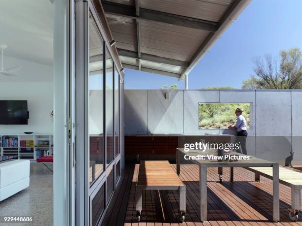 Courtyard. Desert House, Alice Springs, Australia. Architect: Dunn Hillam Architects, 2014.