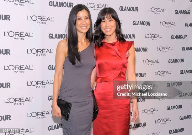 Journalists and sisters, Lisa Ling and Woman of the Year, Laura Ling attend the Glamour Magazine 2009 Women of The Year Honors at Carnegie Hall on...