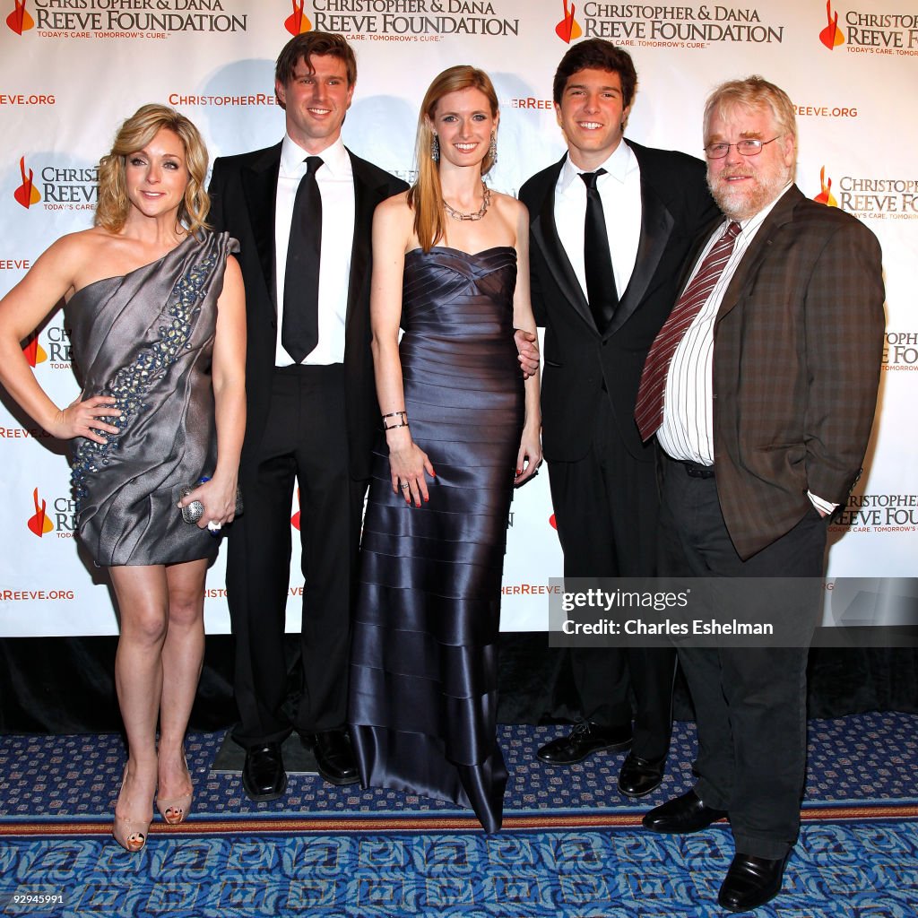 Will Reeves Alexandra Reeves Matthew Reeves Actress Jane Krakowski, Matthew Reeve, Alexandra Reeve, Will Reeve ...