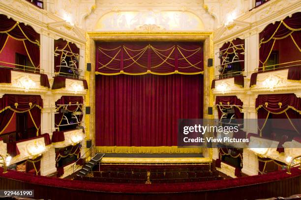 299 Proscenium Stock Photos, High-Res Pictures, and Images - Getty Images