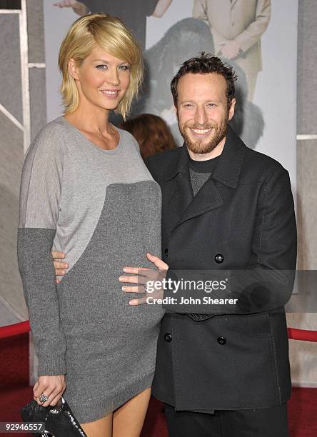 Jenna Elfman and Bodhi Elfman arrive at the "Old Dogs" Premiere at the El Capitan Theatre on November 9, 2009 in Hollywood, California.