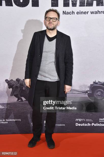 Samuel Finzi attends the premiere of 'Der Hauptmann' at Kino International on March 8, 2018 in Berlin, Germany.